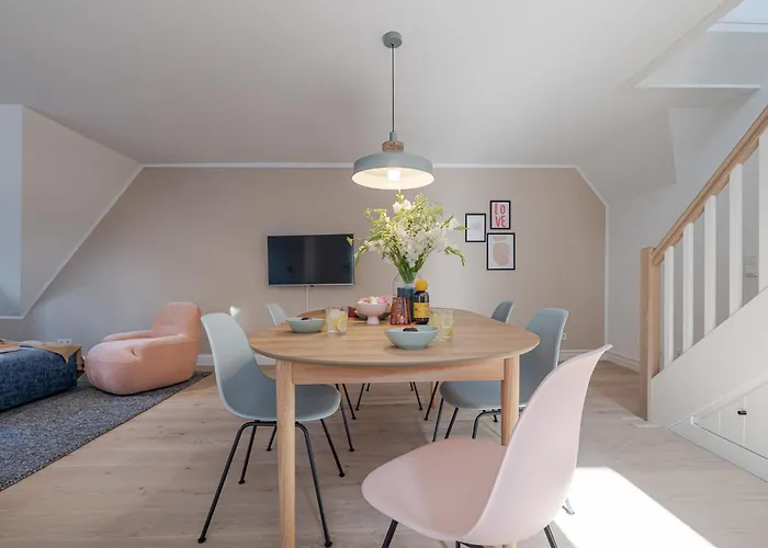 Kajuete #8 Dock 6a *