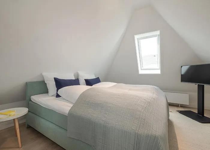 Kajuete #8 Dock 6a * Westerland